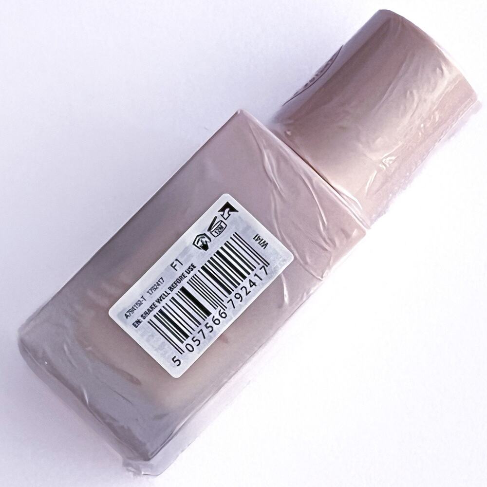 Makeup Revolution Skin Silk Serum Foundation F1 Luminous Hyaluronic Acid Peptide - Picture 5 of 7